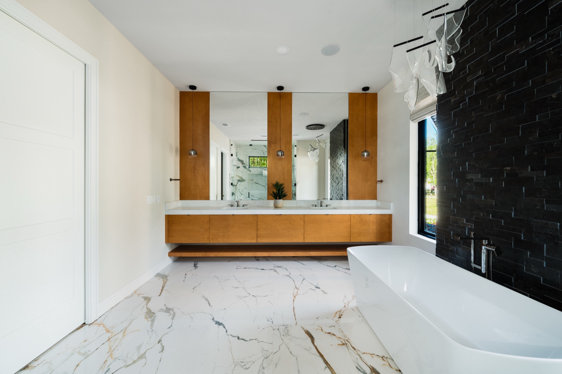 Heathrow Estate, custom home in Heathrow, photo 18 of 58