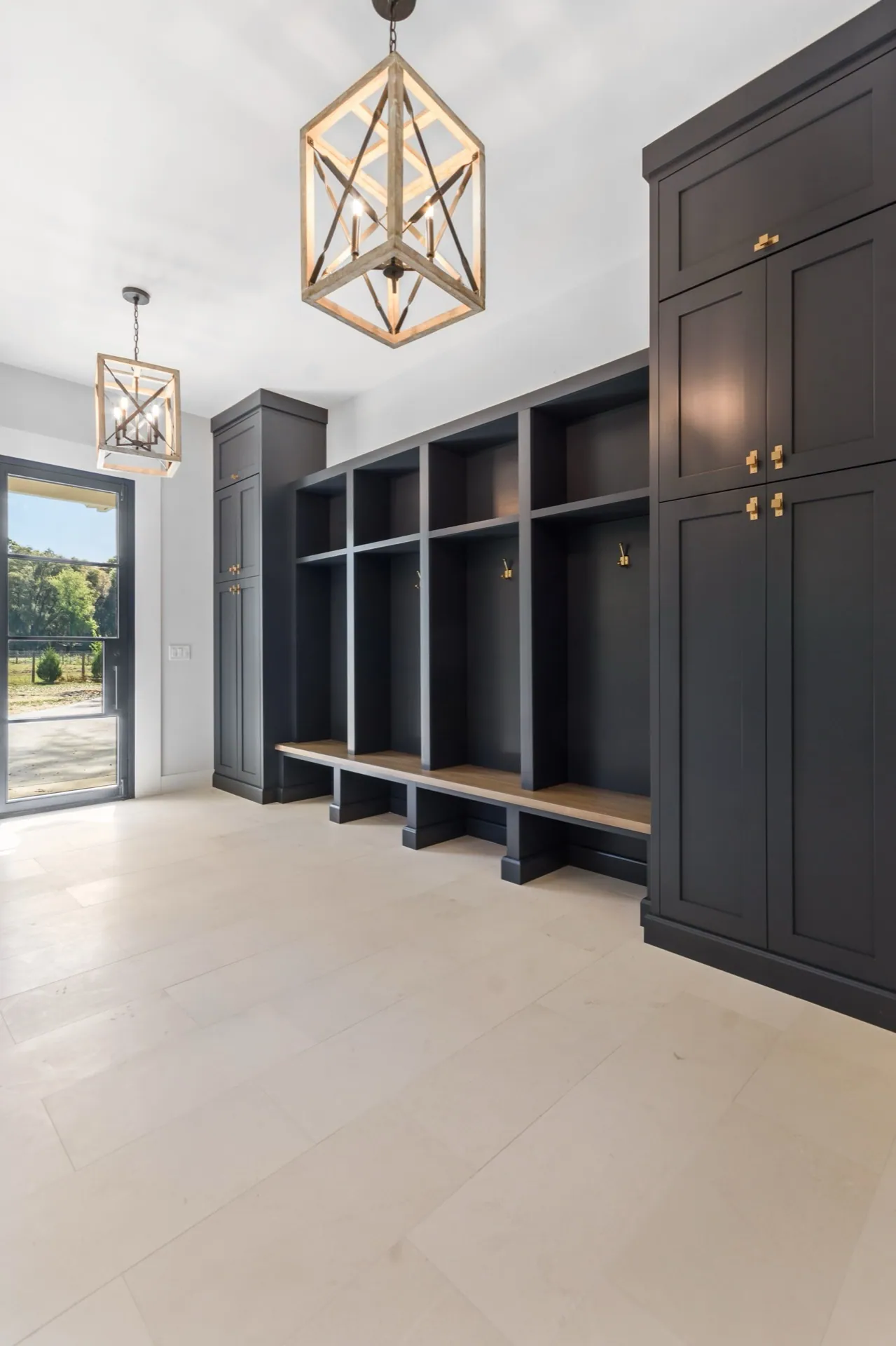 Farmhouse Custom, custom home in Gainesville, FL, photo 9 of 25