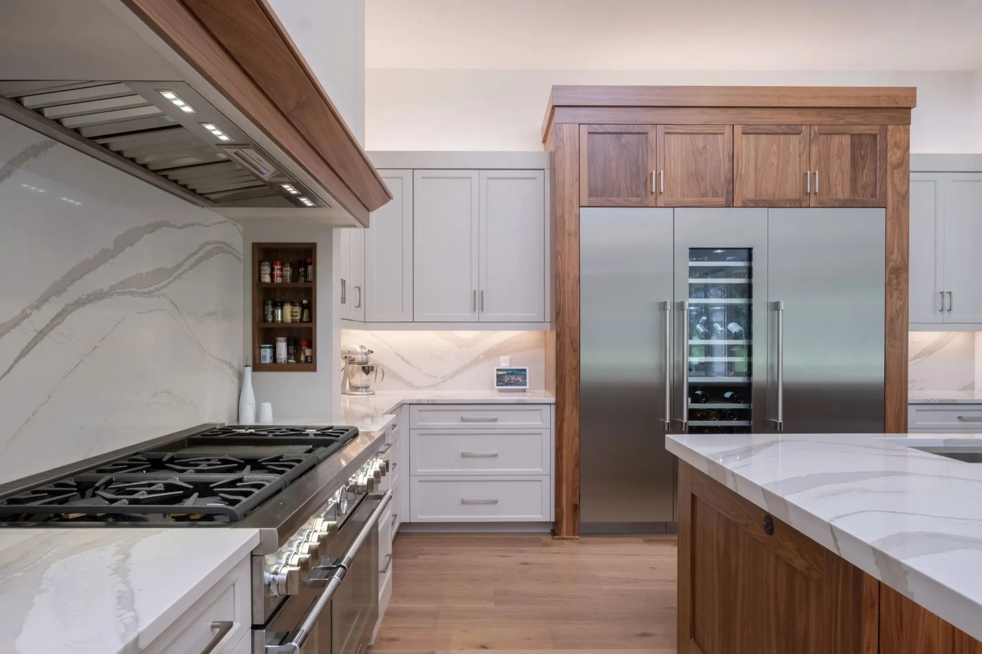 Coastal Modern, custom home in Wexford, photo 5 of 10
