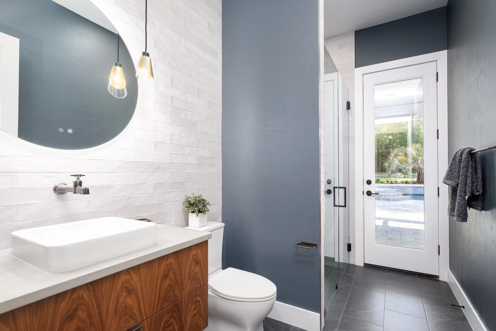 Modern Farmhouse, custom home in Wexford, photo 6 of 23