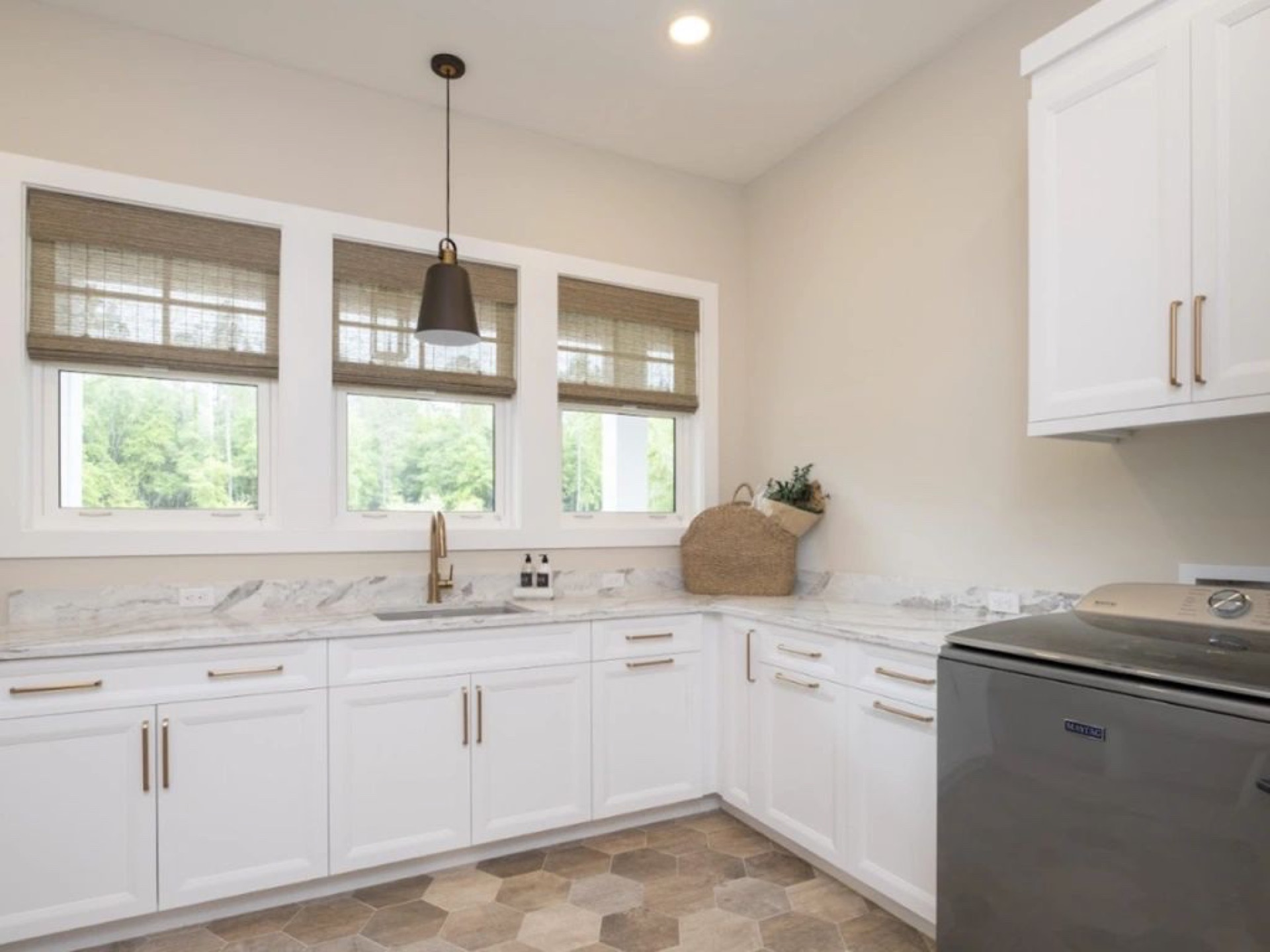 Modern Farmhouse, custom home in Wexford, photo 16 of 23